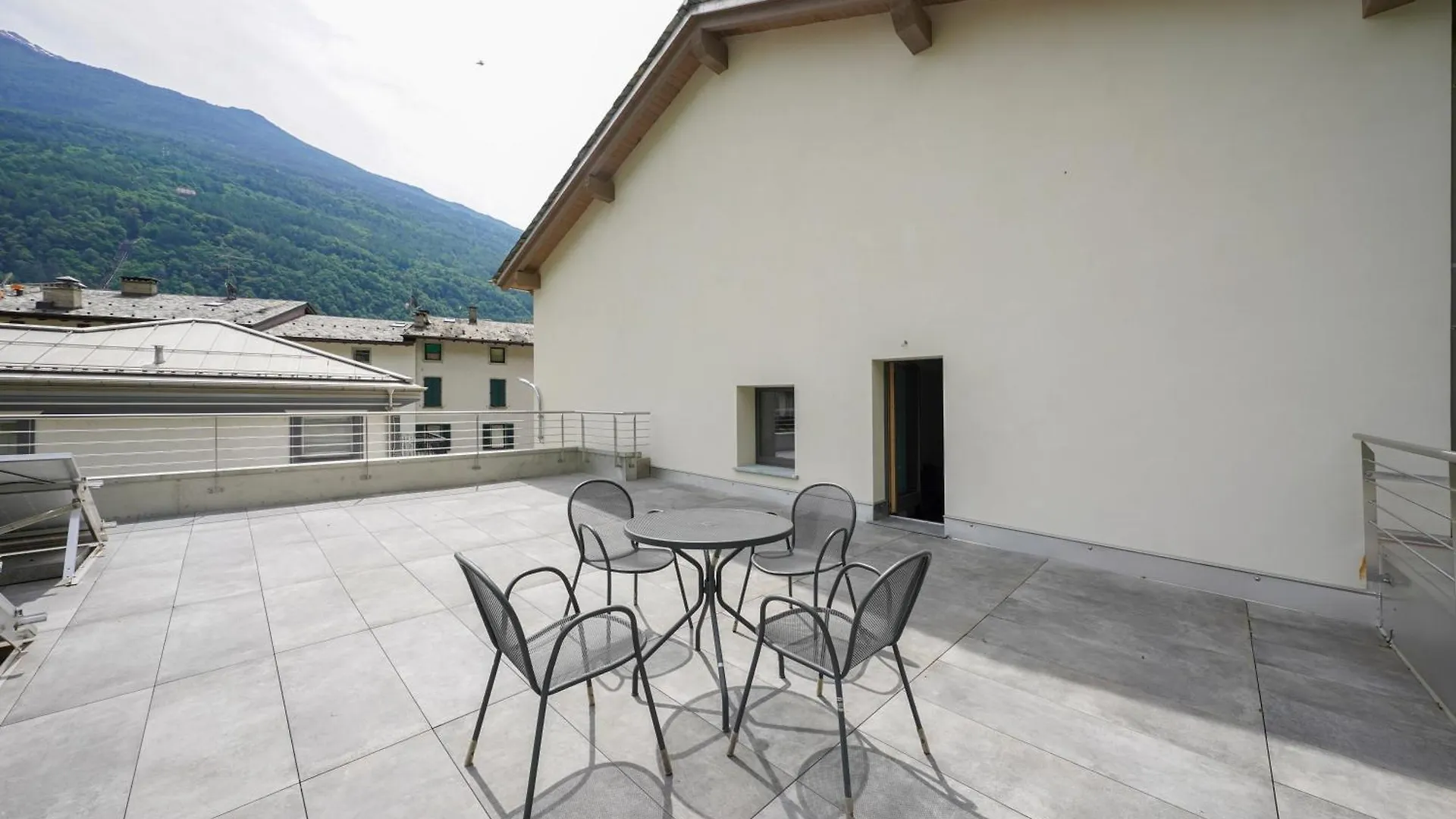 Appartamento Al Campanile - Valtellina - 15 Min Da Bernina Express Grosotto